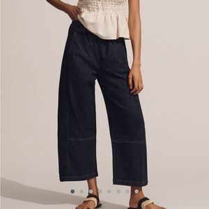 Izzie Relaxed Pull-on Barrel Jeans